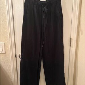 Women’s drawstring linen pants